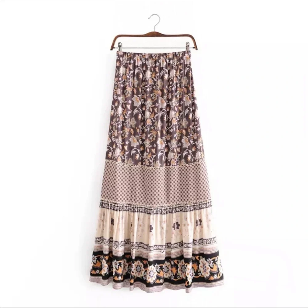 #82CLOSEOUT SALE! NEW! Gypsy Boho Floral Maxi Skirt - Picture 5 of 9